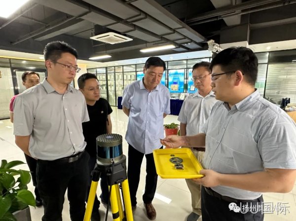 国内知名激光雷达公司已订购UU国际公司数万颗2D OPA硅光芯片!
